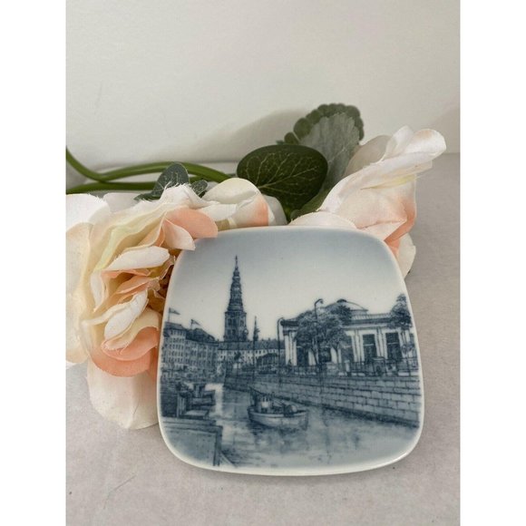 Copenhagen Plate Wall Hanger‎ Thorvaldsens Museum - Picture 6 of 12